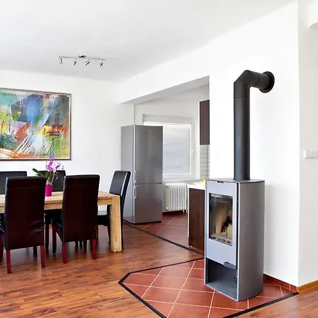 Holiday Green Park Bechovice I Tatil Evi *